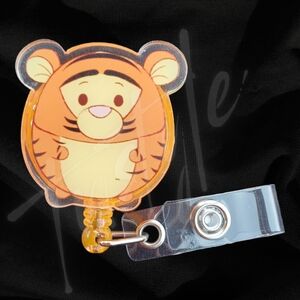 ⭐️3/$20⭐️ Tigger Badge Reel